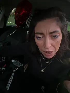 Amani_thewolf live XXX chat