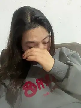 Nhung584 Show Webcam