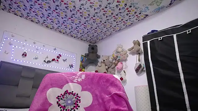 Sharloth_milf: онлайн-секс-чат