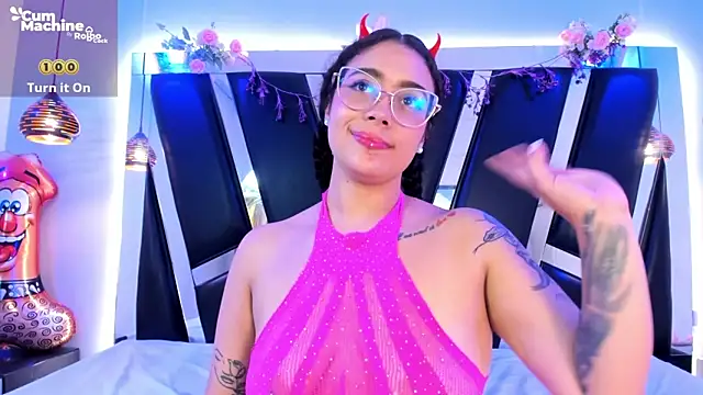 Chat XXX ao vivo de antonelllepiercee