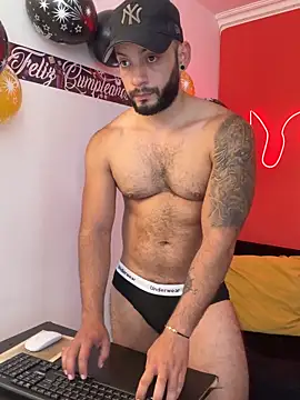 Chat +18 de Mike_savage3 ao vivo
