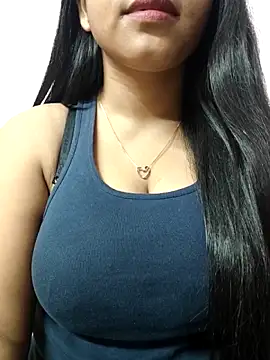 Sharvari-Wagh live XXX chat