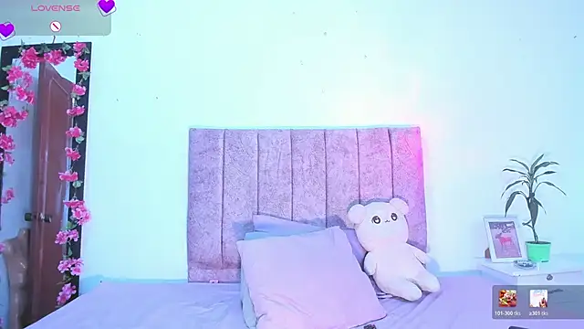 แชท XXX สดของ Mila_1wood