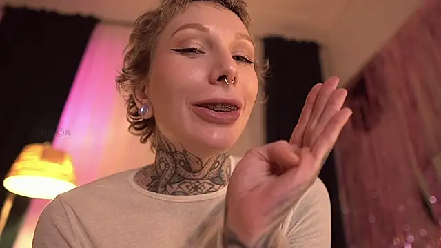 Chat XXX en directo de ifuckingtoy_