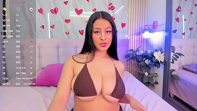 Chat XXX ao vivo de SalomeeHills