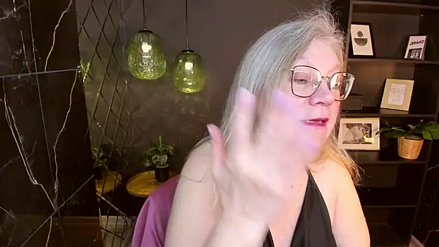 NataliMellow: онлайн-секс-чат