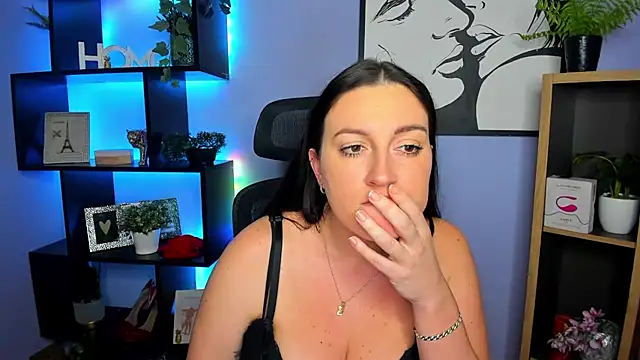 Chatroom XXX en direct de FUN_AMI