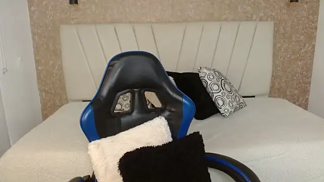 Czat XXX na żywo – POCAHONTAS---