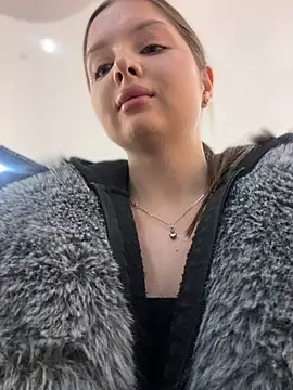 KrisMagnoly – Naživo XXX chat