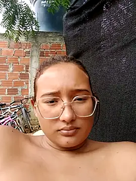 young_dairy01 Show in webcam