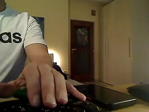 Chat +18 de amydamarw ao vivo