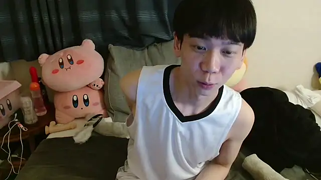 yukito-T élő XXX-chatje