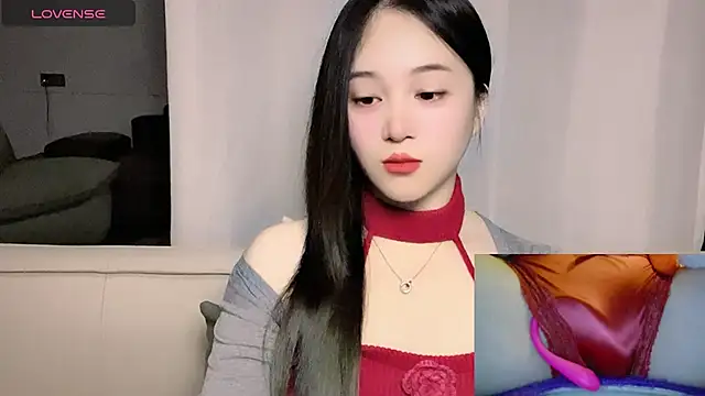 woaiqinqin Chat XXX in diretta