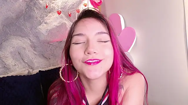 bella_mush Pertunjukan Webcam