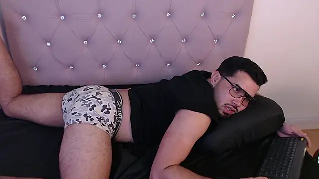 แชท XXX สดของ Walter_Rivers