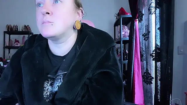 kisicaxx's Webcam Show