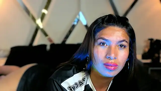 MeelFox – webcam-show