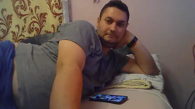 nemes2のライブXXXチャット