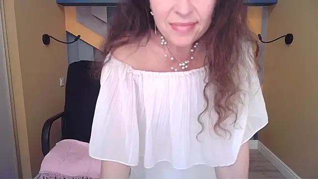 Chatroom XXX en direct de EllaLong