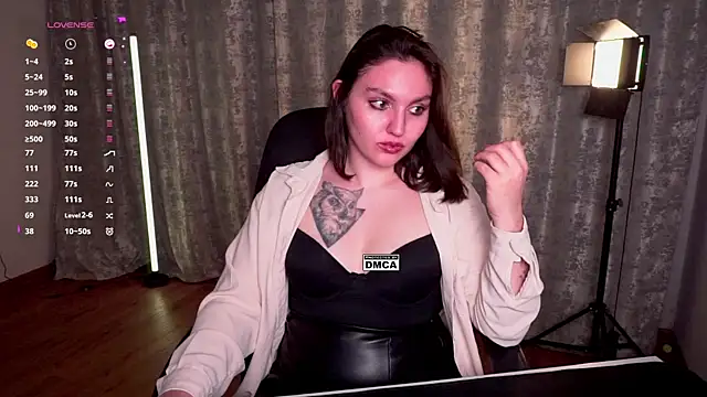 Hoot_owl_cb live XXX chat