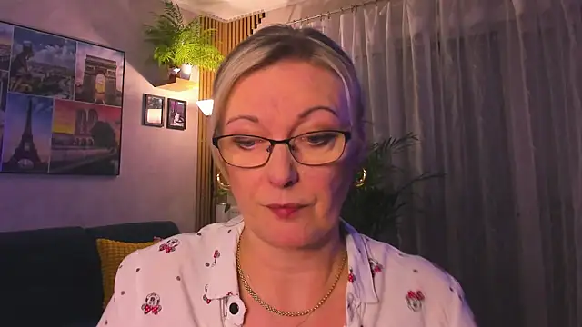 vanessa_chat Show Webcam