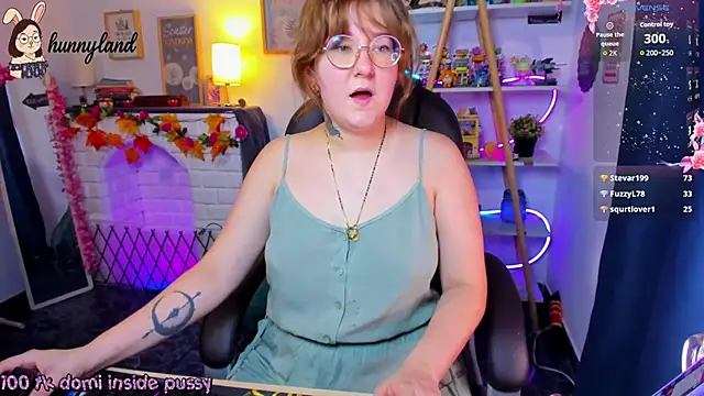 HunnyyLove – Live XXX-chat