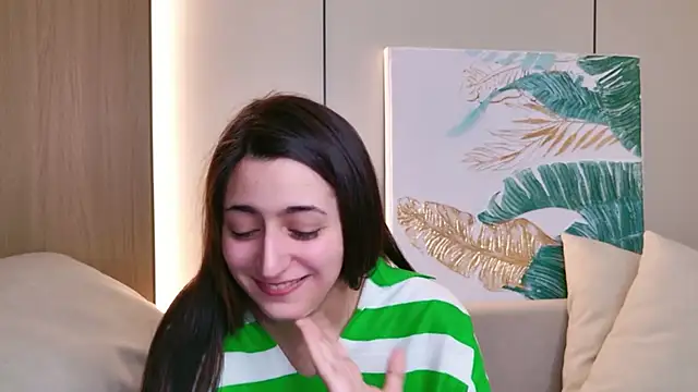 Gloria_Bendall Adlı Modelin Canlı XXX Sohbeti