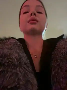 دردشة KrisMagnoly الجنسية المباشرة