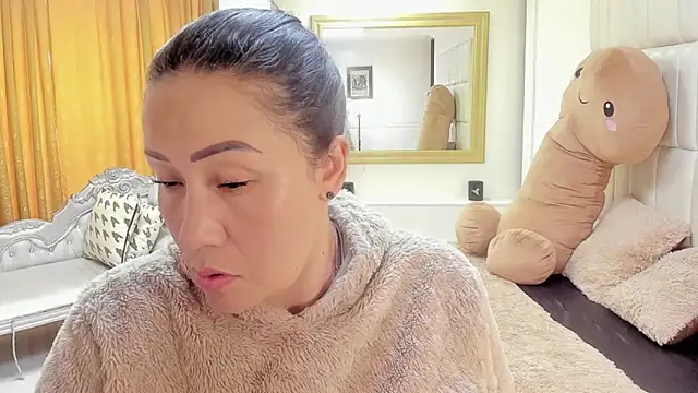 Chat +18 de gaby_trent ao vivo