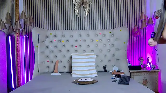 PlayfulShow Webcam show