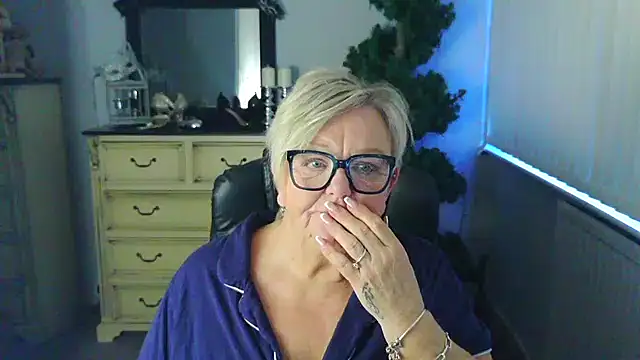 Chat XXX ao vivo de BridgetBlueEyes