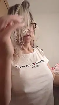 ManuelaX 网络视讯表演