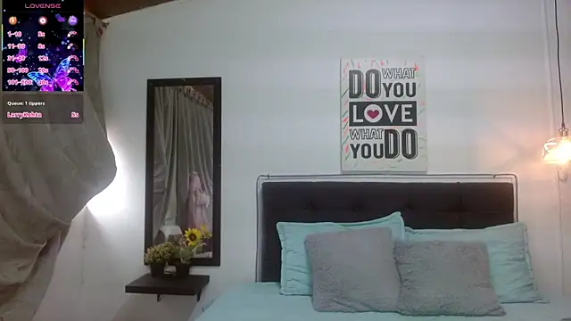 Keyla01_: απευθείας συνομιλία ΧΧΧ