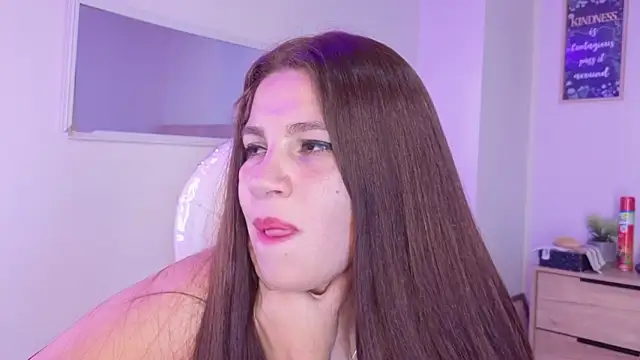 bluee_hazell: απευθείας συνομιλία ΧΧΧ