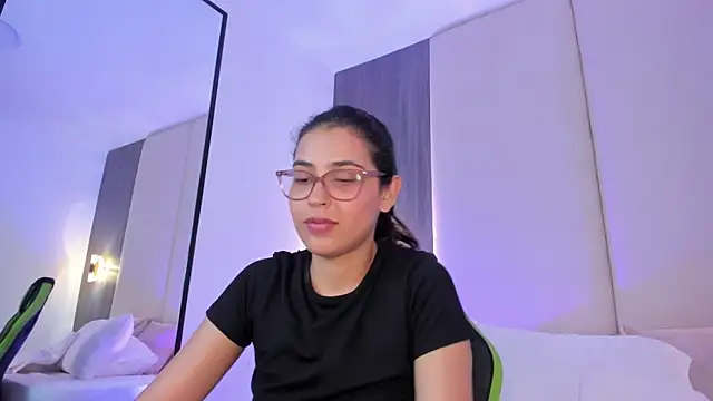 desireee_ Chat XXX live