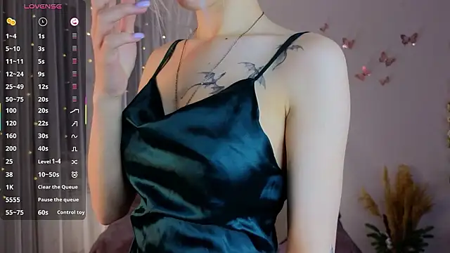 NyxaThorn: απευθείας συνομιλία ΧΧΧ