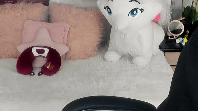 conny__curlyのライブXXXチャット