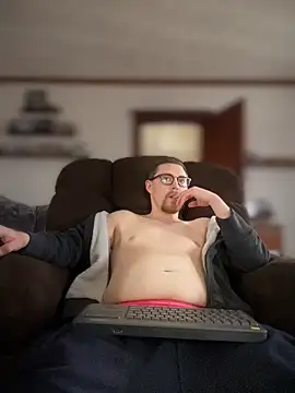 Pokazy przed kamerką – LucidLuca