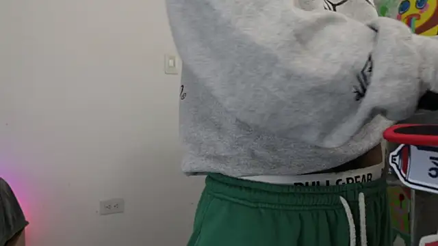 Chat XXX ao vivo de trieone