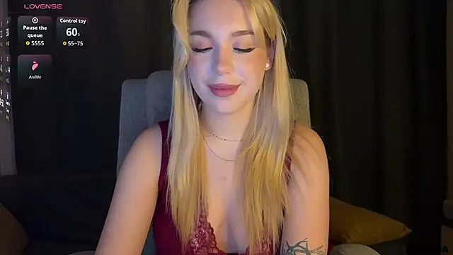 ariashaa Adlı Modelin Canlı XXX Sohbeti