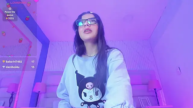 KarelyMitchel – Naživo XXX chat