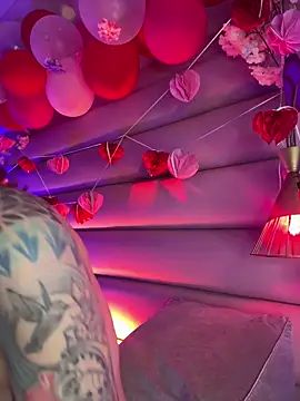 Evangelyne_1 élő XXX-chatje