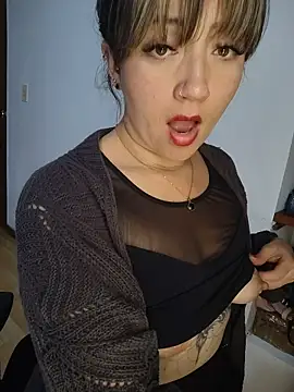 tata_sanz_ élő XXX-chatje