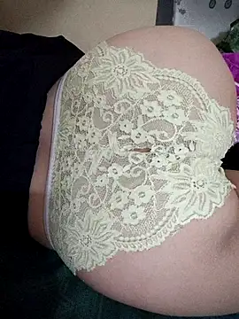 Haralushiaaa Show in webcam