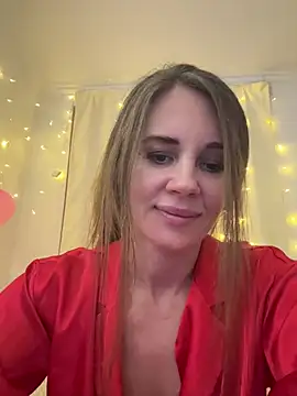 Онлайн чат XXX LucieMack