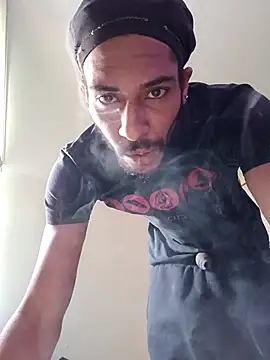 Mikaaa97 现场XXX聊天