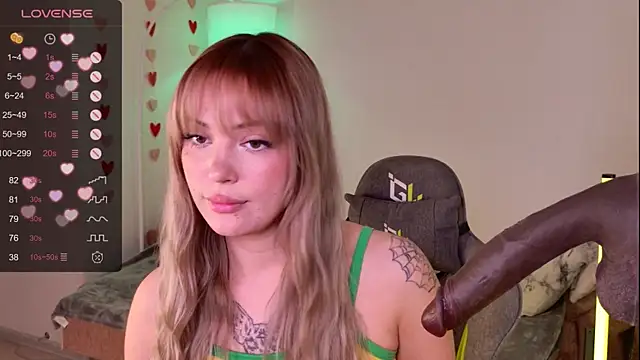 Chat XXX en directo de LeksaCandy