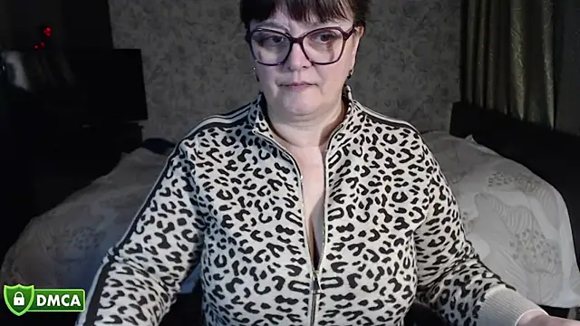 Živý XXX chat BrandiOhNight