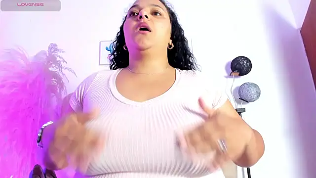 _aithanaa_: онлайн-секс-чат