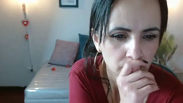 Juliana__lx লাইভ XXX চ্যাট